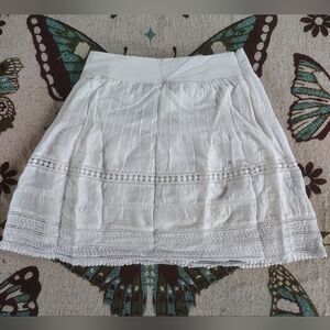 Ann Taylor White A-Line Skirt